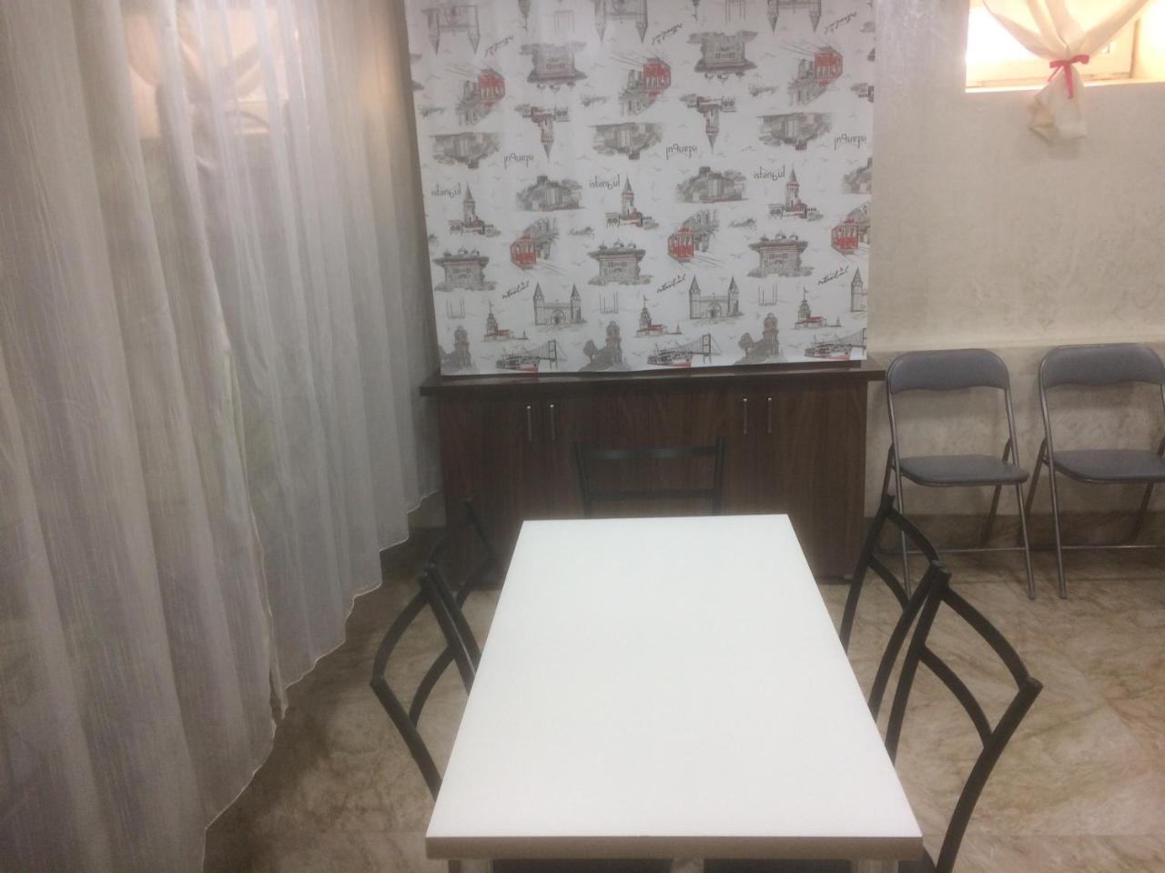 Hostel Miniバトゥーミ エクステリア 写真